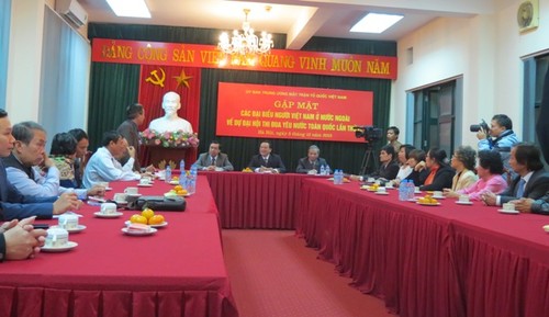 Ủy ban Trung ương MTTQ Việt Nam gặp mặt đoàn kiều bào tiêu biểu về dự Đại hội thi đua yêu nước - ảnh 2